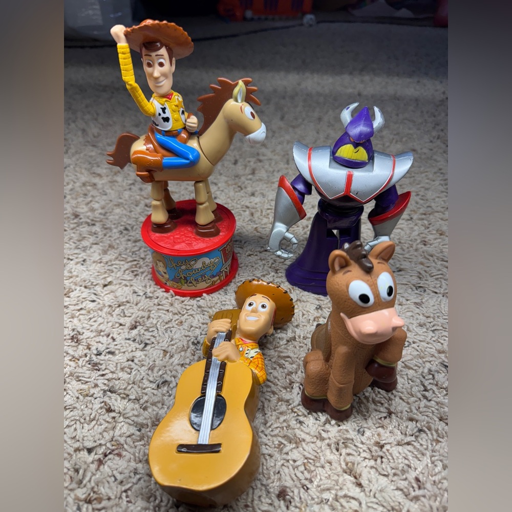 Toy Story Woody Figure Set McD & Disney Pixar